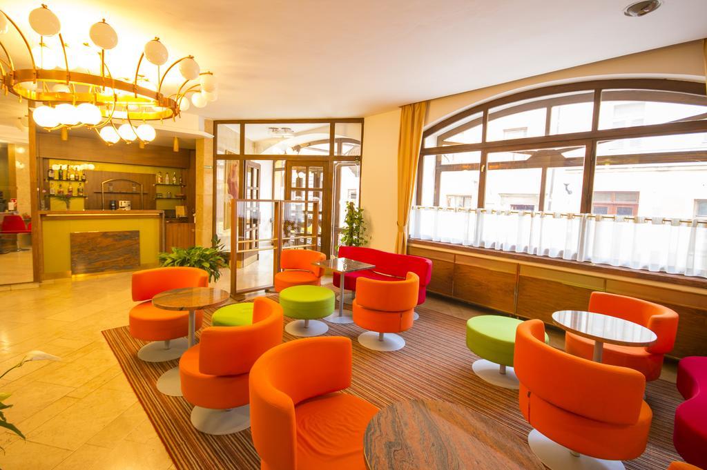 Grandhotel Garni Ихлава Екстериор снимка