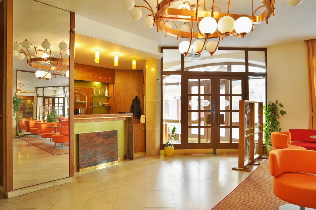 Grandhotel Garni Ихлава Екстериор снимка